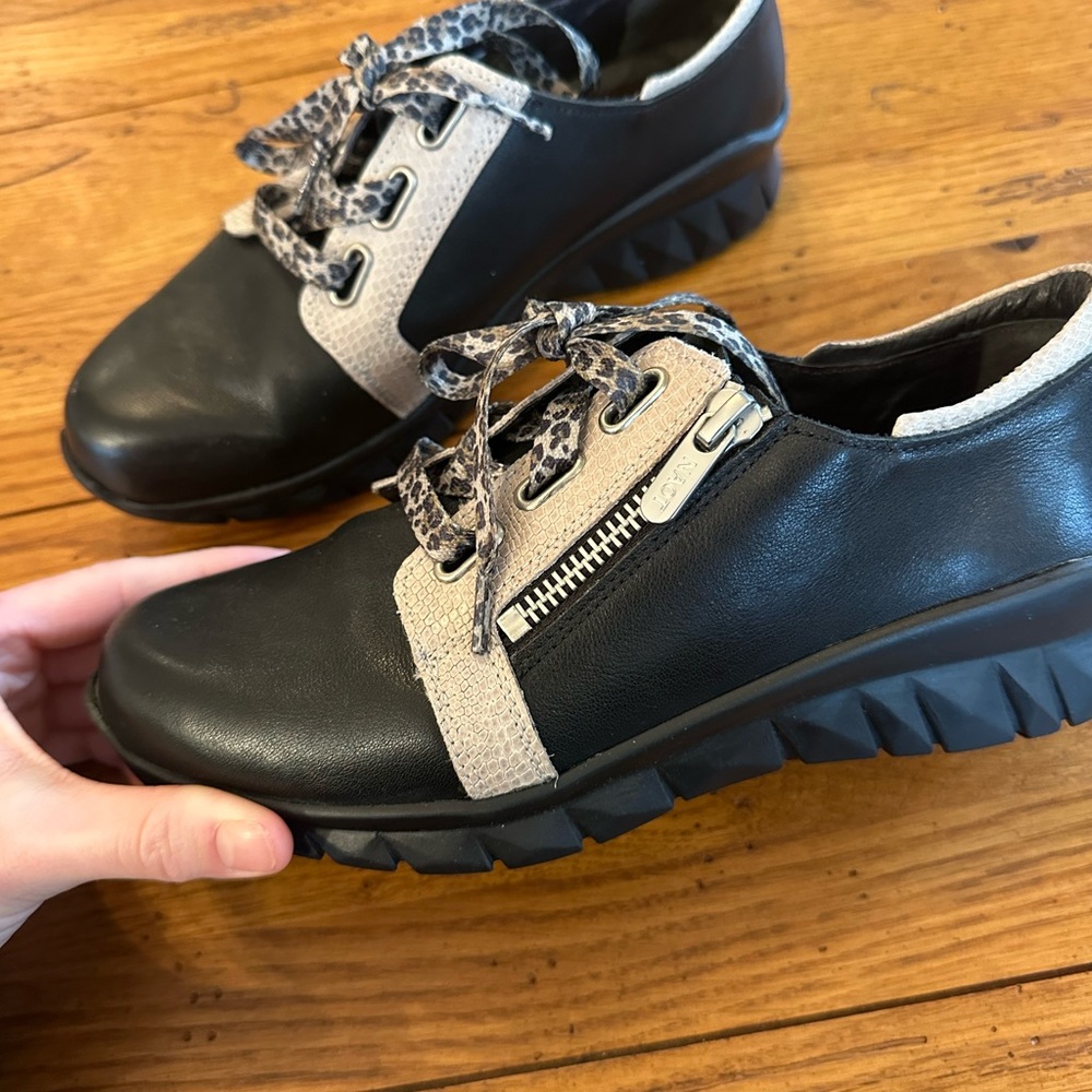 Naot shoes - Picture 4 of 6